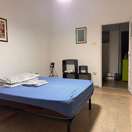 Casa de hóspedes Singola Old 3*